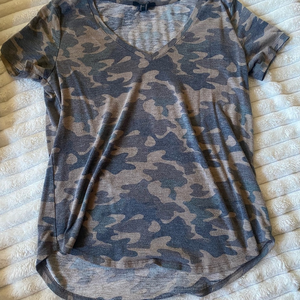 Forever 21 camo top